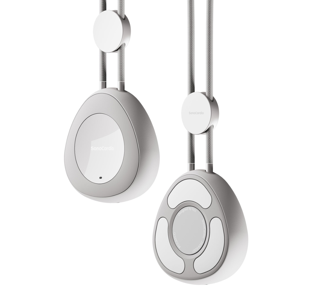 心声环智能挂坠 - 正面与背面展示